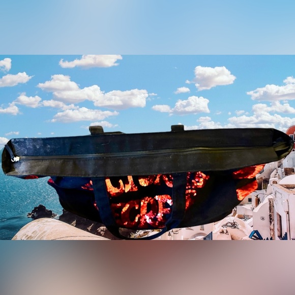 Victoria’s Secret Black Canvas with Red Sequin Lips detailing Weekender Tote - Picture 5 of 10